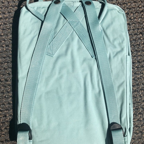 Fjallraven Kanken Backpack Sky Blue - Picture 2 of 7